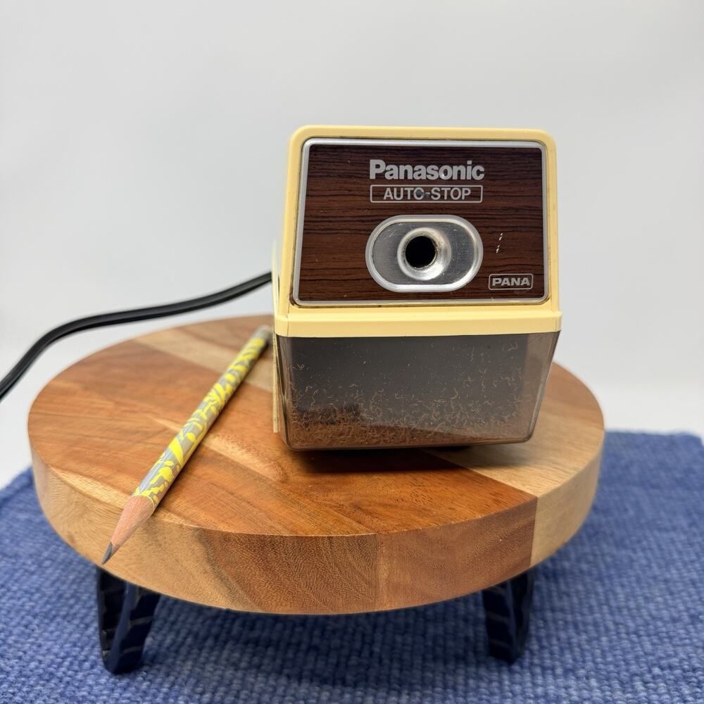 Vintage Panasonic KP-100 Auto-Stop Electric Pencil Sharpener Woodgrain Tested